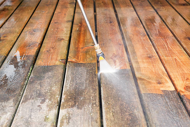 Best Deck Cleaning Services  in Batavia, OH